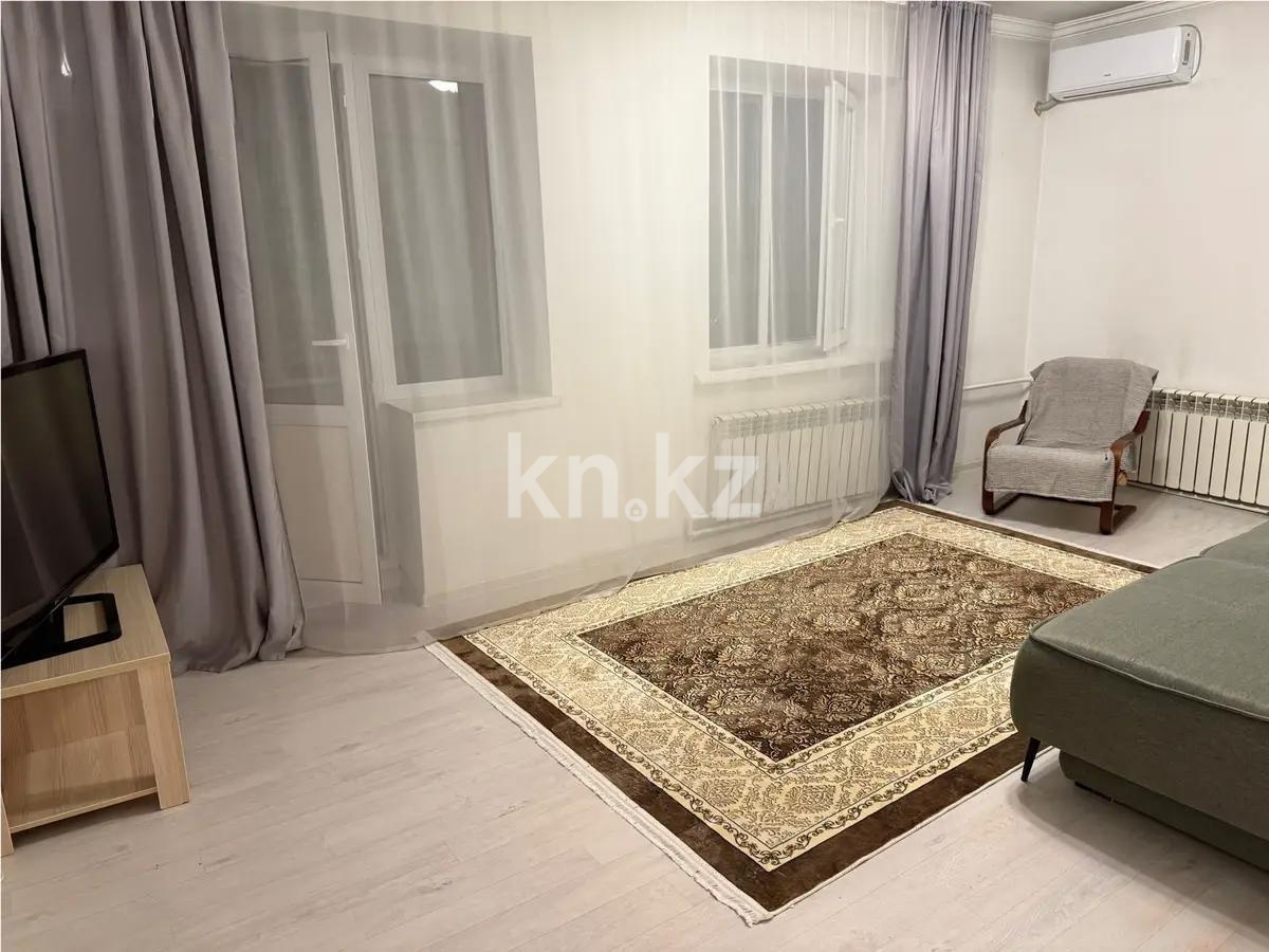 Продажа 3-комнатной квартиры, 60 м², ул. Байтурсынова, дом  96/1 - Продажа квартир в Алматы фото 1 из 6