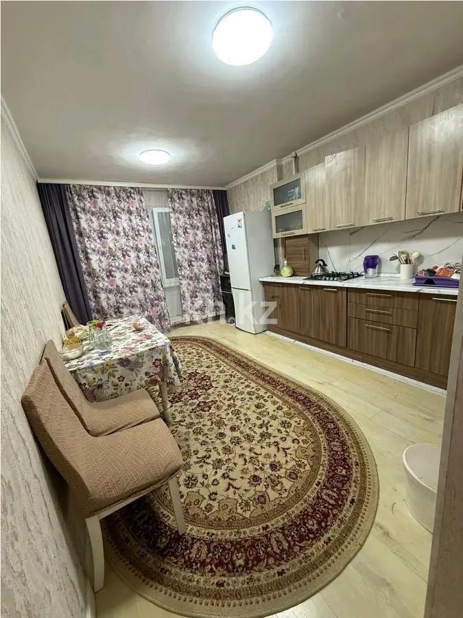 Продажа 2-комнатной квартиры, 70 м², мкр-н Нуркент, дом  49 в Алматы - фото 3