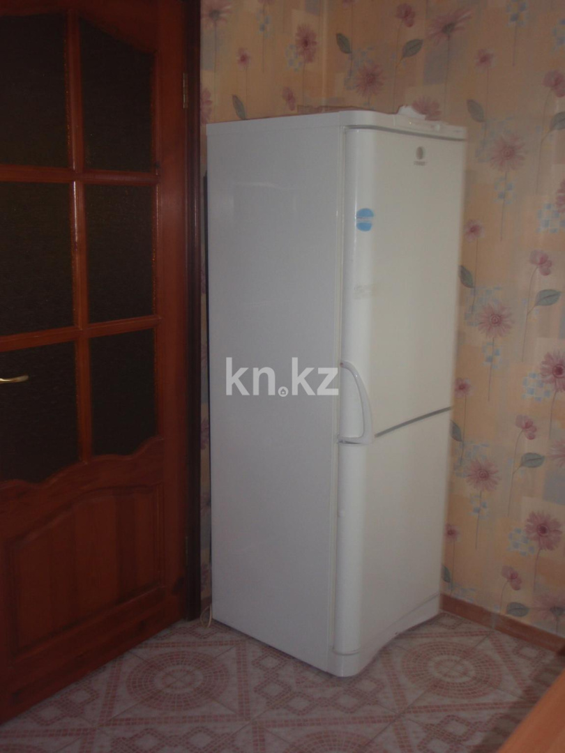 Аренда 2-комнатной квартиры посуточно, 52 м², ул. Мухита, дом  129 - Аренда жилой и коммерческой недвижимости в Уральске фото 4 из 8