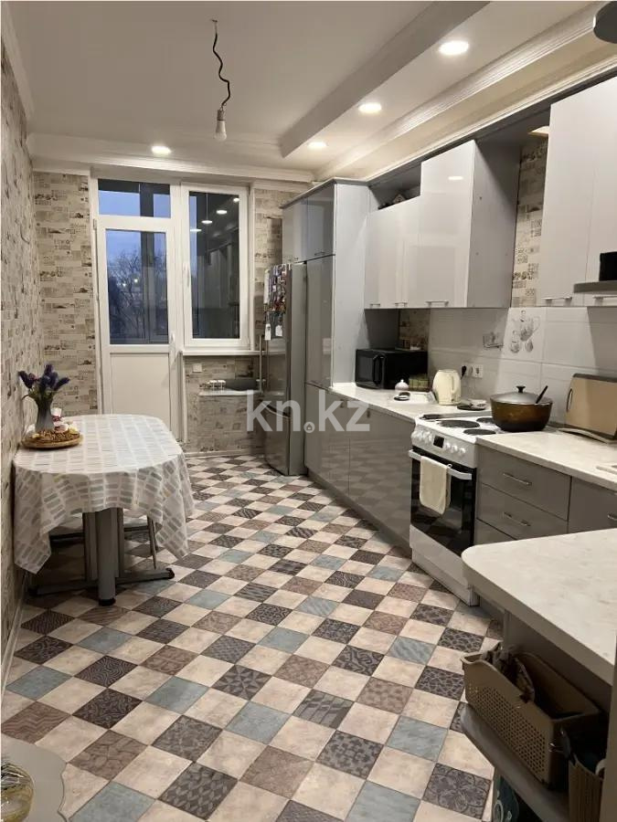 Продажа 3-комнатной квартиры, 96.8 м² в Алматы - фото 3