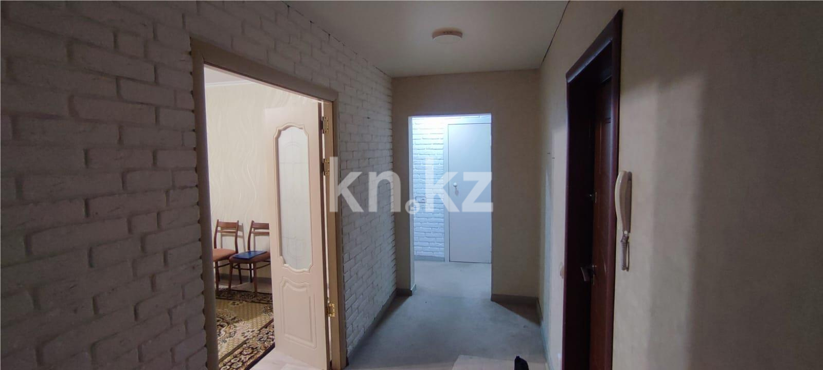 Продажа 1-комнатной квартиры, 40 м², мкр. Восток-3, дом  17 - Продажа квартир в Караганде фото 10 из 10