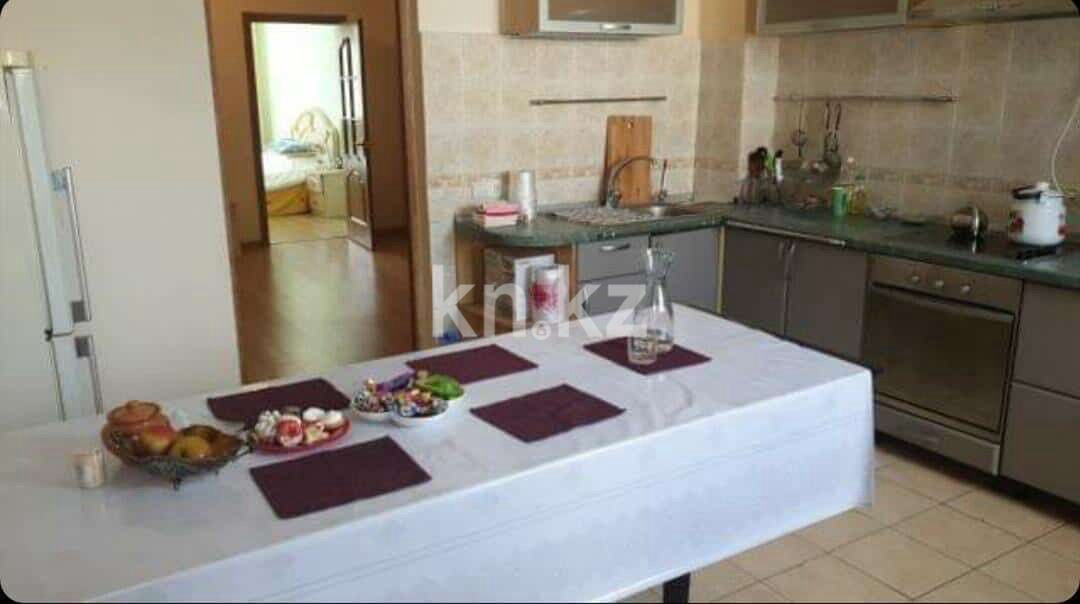 Аренда 2-комнатной квартиры, 91 м² - Аренда квартиры помесячно в Астане фото 1 из 5