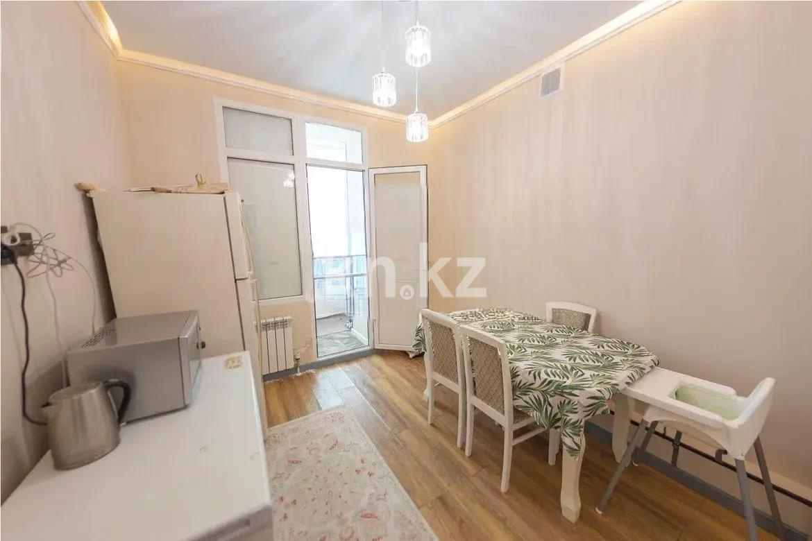 Продажа 2-комнатной квартиры, 65 м², ул. Казыбек би, дом  5а в Астане - фото 3