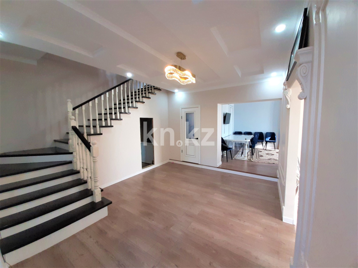 Продажа 5-комнатного дома, 266 м², ул. Юных Космонавтов в Темиртау - фото 6