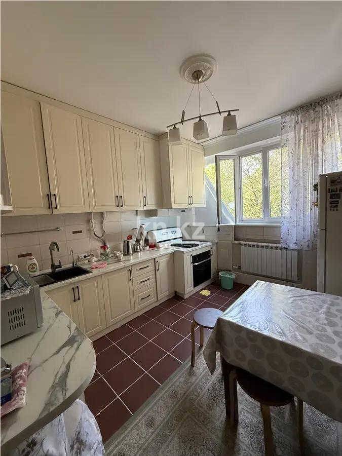 Продажа 3-комнатной квартиры, 72 м², мкр-н Аксай-1, дом  13 в Алматы - фото 4