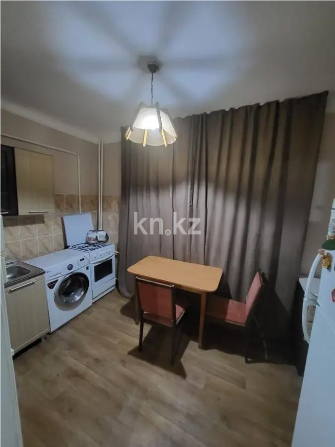 Продажа 1-комнатной квартиры, 40 м², ул. Валиханова, дом  83 в Алматы - фото 2