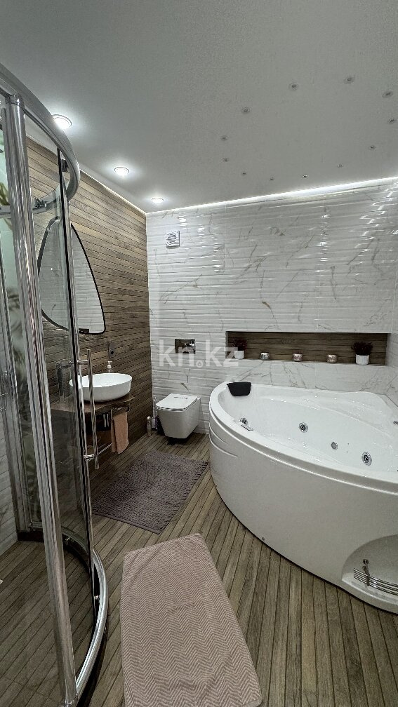 Аренда 1-комнатной квартиры посуточно, 35 м² в Алматы - фото 6
