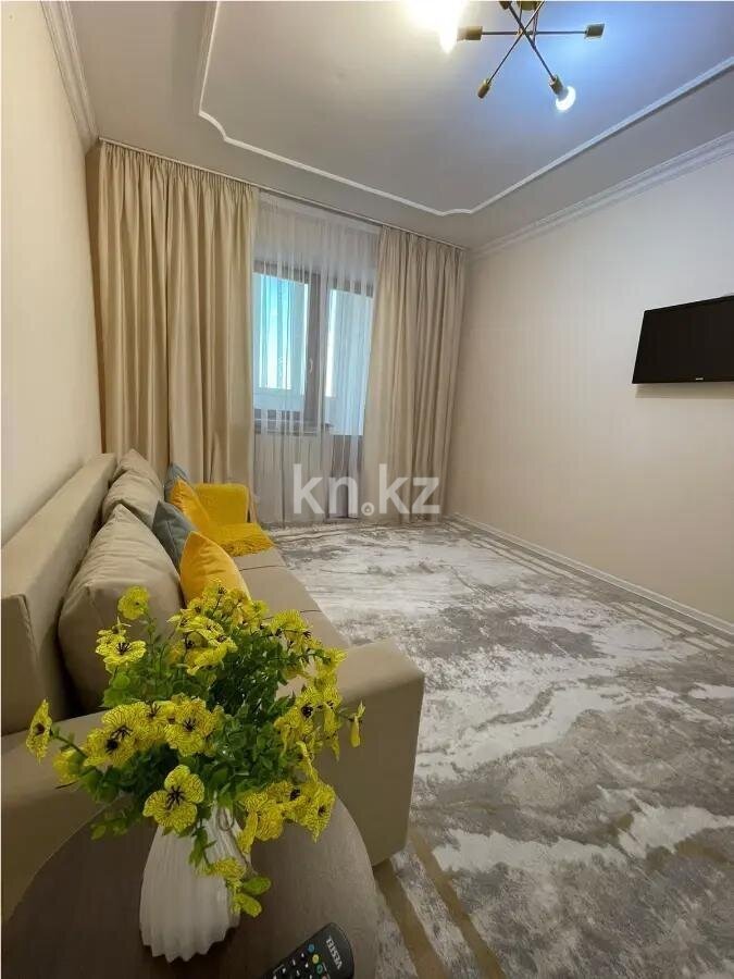 Продажа 1-комнатной квартиры, 35 м² в Астане