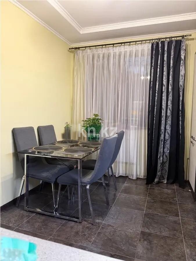 Продажа 2-комнатной квартиры, 52.2 м² в Алматы - фото 2