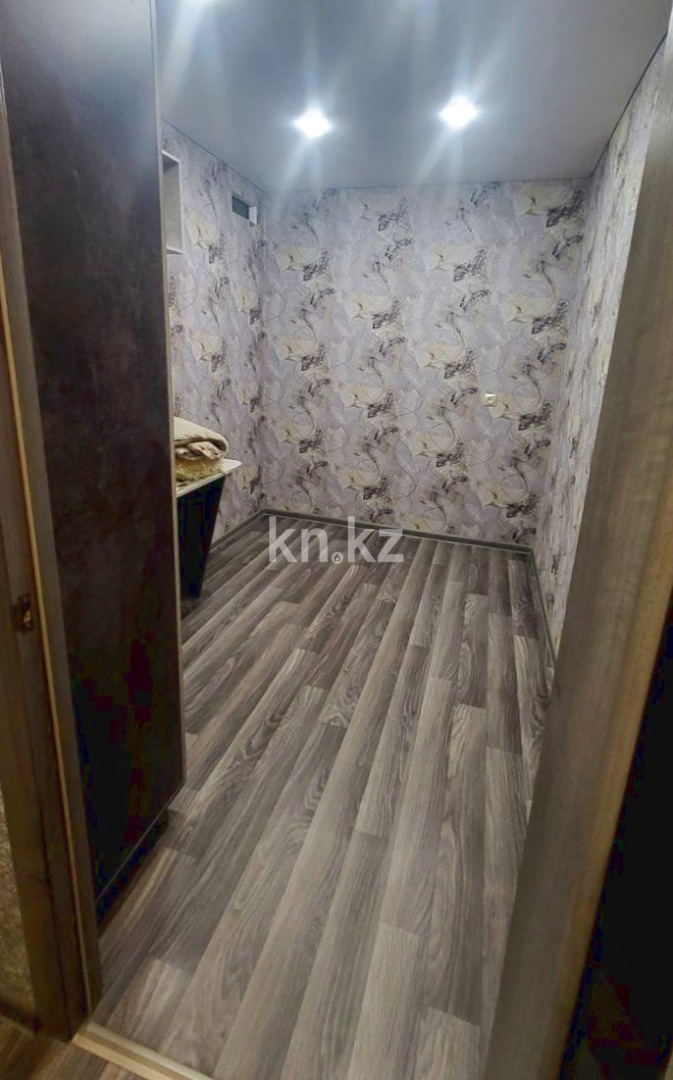 Продажа 1-комнатной квартиры, 33 м² - Продажа однокомнатных квартир в Усть-Каменогорске фото 6 из 13