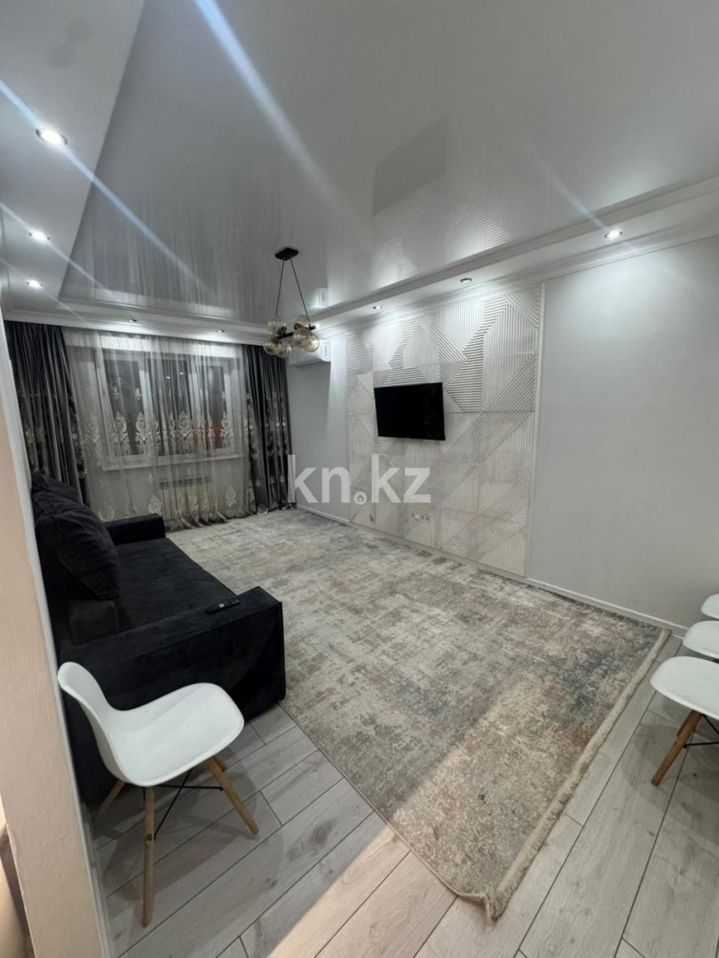 Аренда 3-комнатной квартиры, 85 м² - Аренда трехкомнатных квартир помесячно в Алматы фото 1 из 6