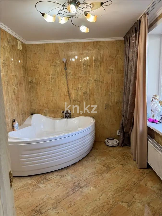 Продажа 3-комнатной квартиры, 90 м², мкр. 8-й мкр., дом  126 в Темиртау - фото 7