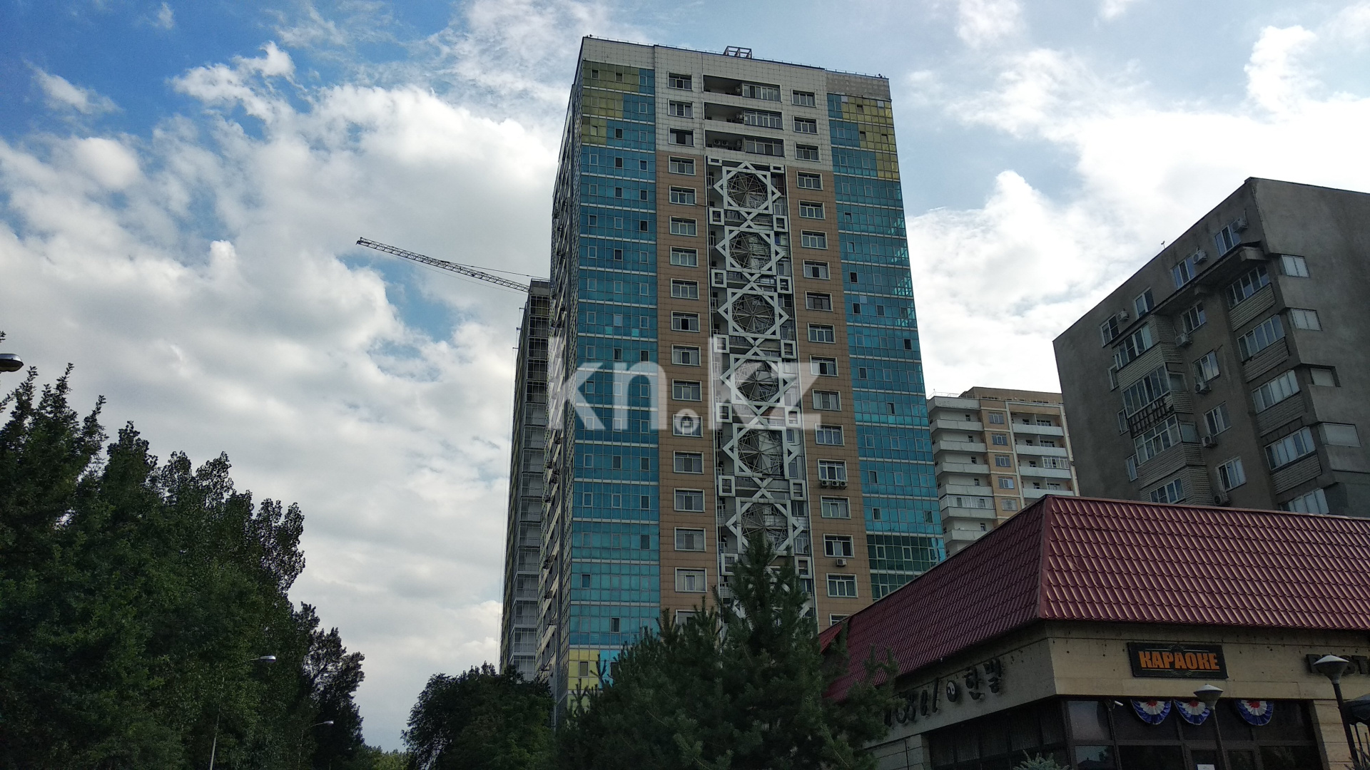 Продажа 2-комнатной квартиры, 76 м², пр. Гагарина, дом  133/2 в Алматы - фото 5