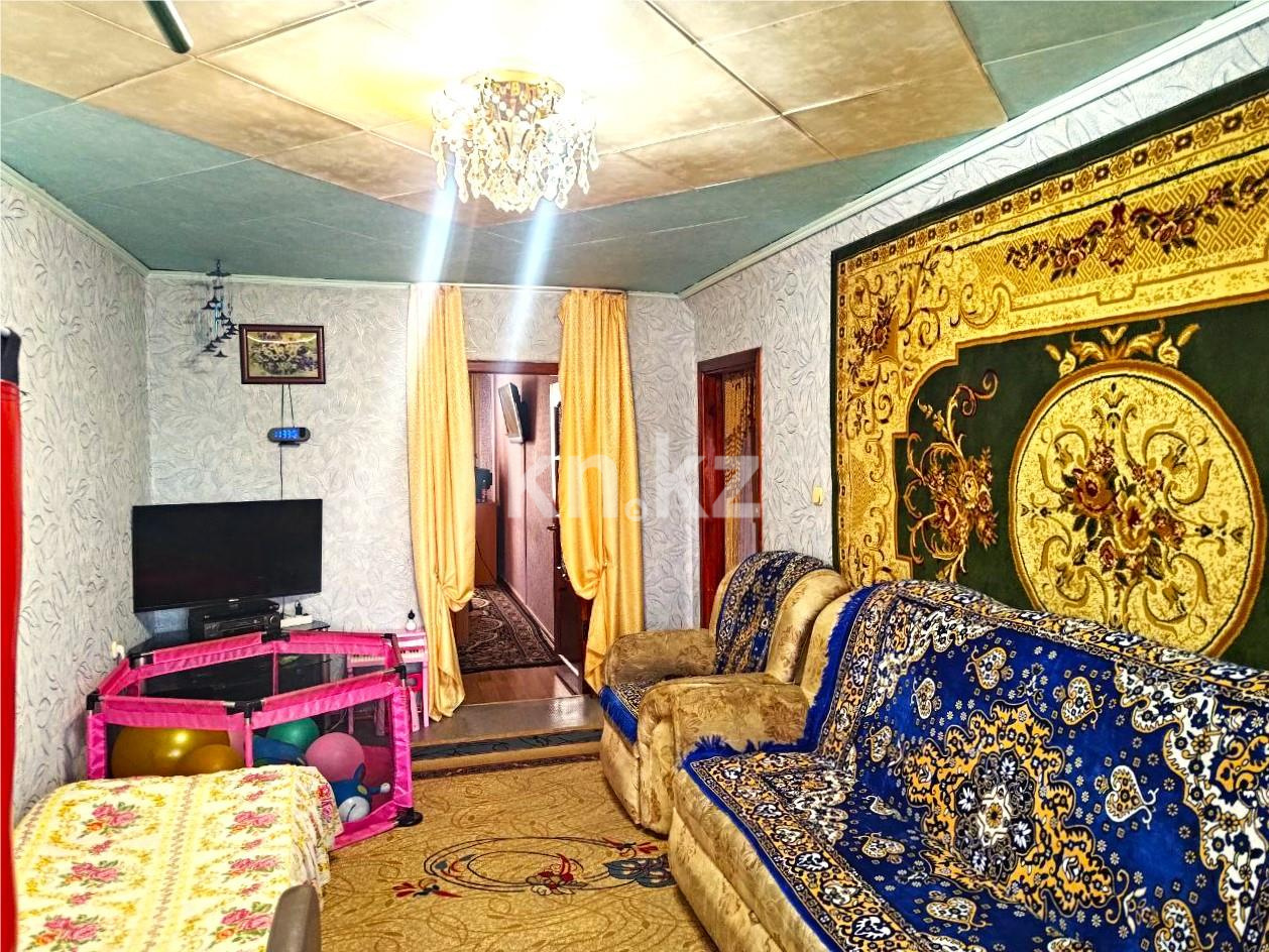 Продажа 2-комнатной квартиры, 45 м², мкр-н 23, дом  16 - Продажа  двухкомнатных квартир в Караганде фото 2 из 12