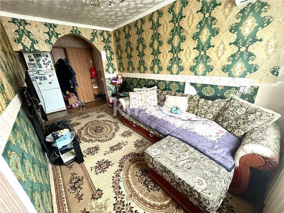 Продажа 3-комнатной квартиры, 46 м², пр. Н. Абдирова, дом  28/2 - Продажа  трехкомнатных квартир в Караганде без посредников с фото фото 1 из 5