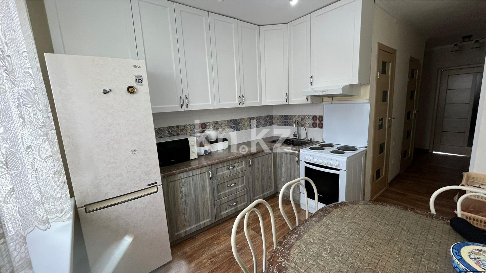 Продажа 4-комнатной квартиры, 78 м², мкр-н Орбита-1 - Продажа квартир в Караганде фото 8 из 10