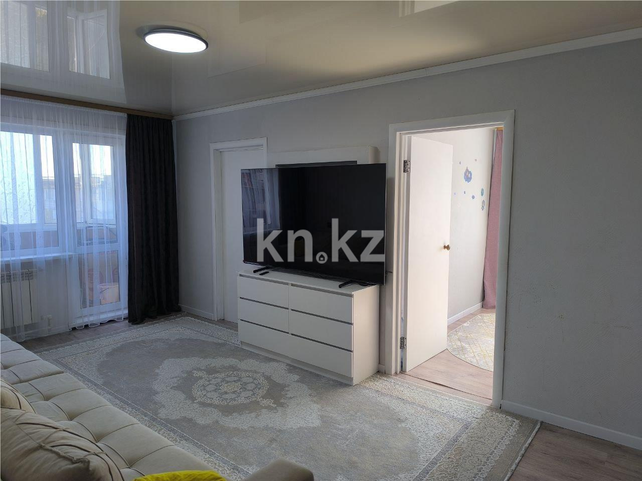 Продажа 3-комнатной квартиры, 46 м², ул. Муканова - Продажа квартир в Караганде фото 2 из 13