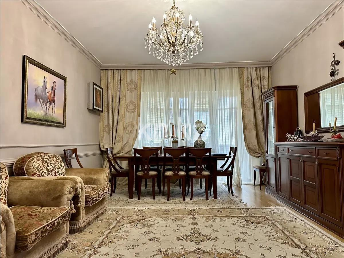 Продажа 4-комнатной квартиры, 167.9 м², ул. Каратаева, дом  38а - Продажа квартир в Алматы фото 1 из 7