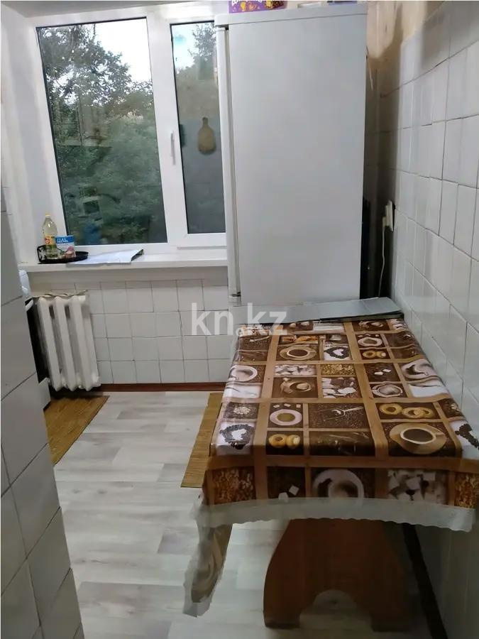 Продажа 3-комнатной квартиры, 56 м², 12-й мкр., дом  12 - Продажа квартир в Казахстане фото 3 из 5