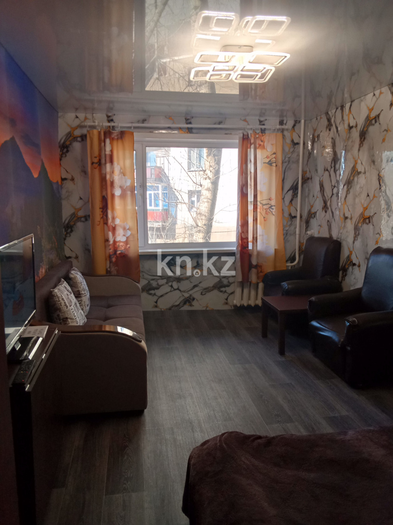 Аренда 1-комнатной квартиры посуточно, 32 м², ул. Ержанова, дом  38 - Аренда  однокомнатных квартир посуточно в Караганде без посредников фото 1 из 8