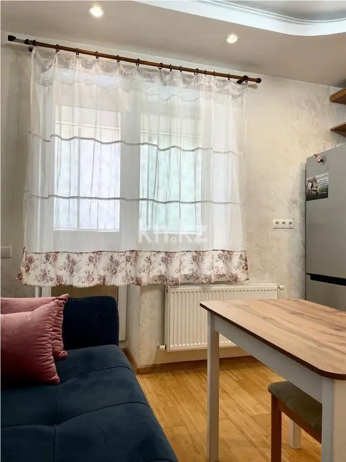 Продажа 1-комнатной квартиры, 47 м², ул. Ходжанова, дом  76 в Алматы - фото 2