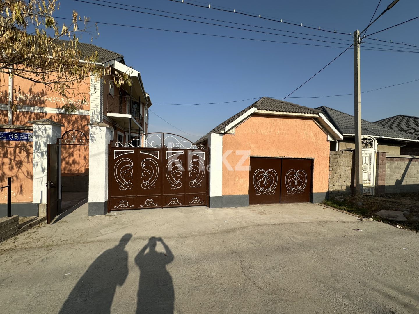 Продажа дома, 395 м², Курасбек Тыныбекова, дом  17 - Продажа квартир в Шымкенте фото 2 из 28