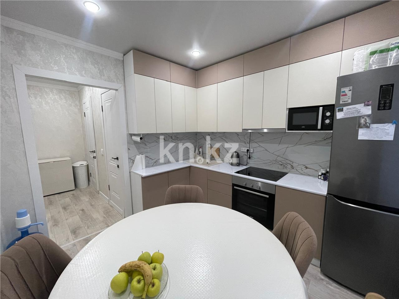 Продажа 2-комнатной квартиры, 54 м², мкр-н Гульдер-1 - Продажа  двухкомнатных квартир в Караганде фото 9 из 17