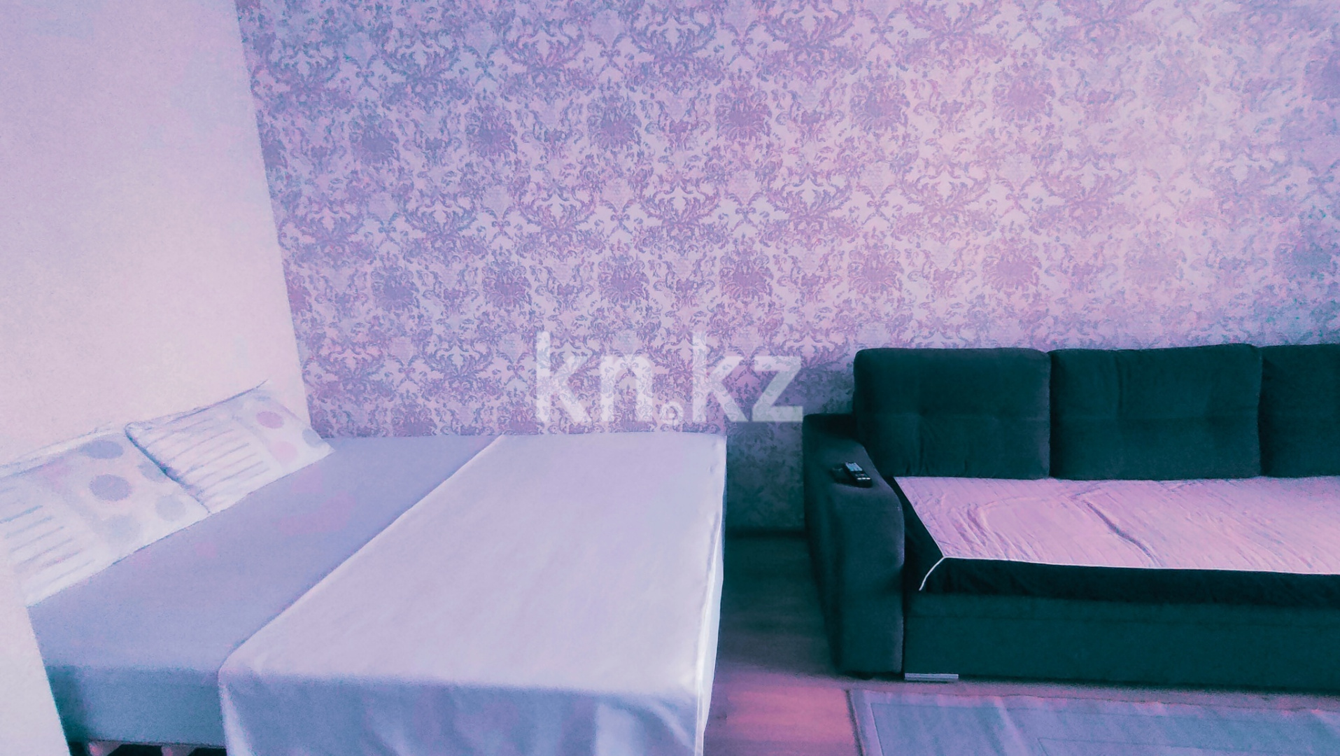Аренда 1-комнатной квартиры посуточно, 41 м² - Аренда однокомнатных квартир посуточно в Астане - страница 2 фото 1 из 14