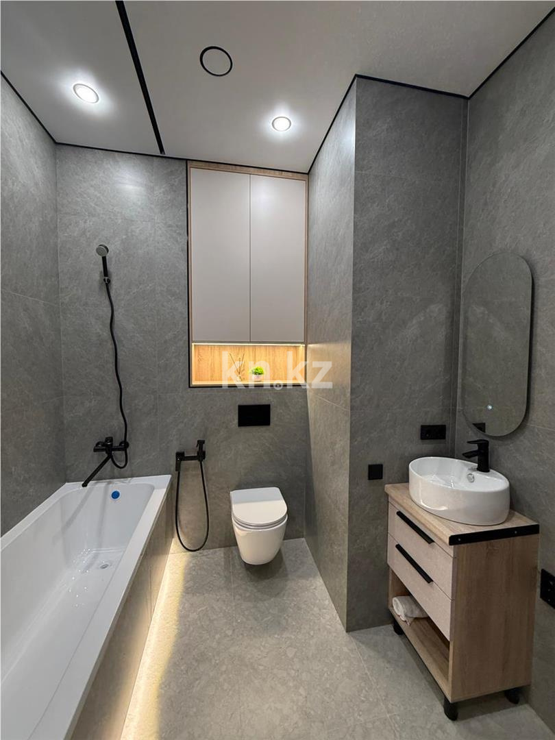 Продажа 3-комнатной квартиры, 70.5 м², ул. Култегин - Продажа квартир в Казахстане фото 6 из 9