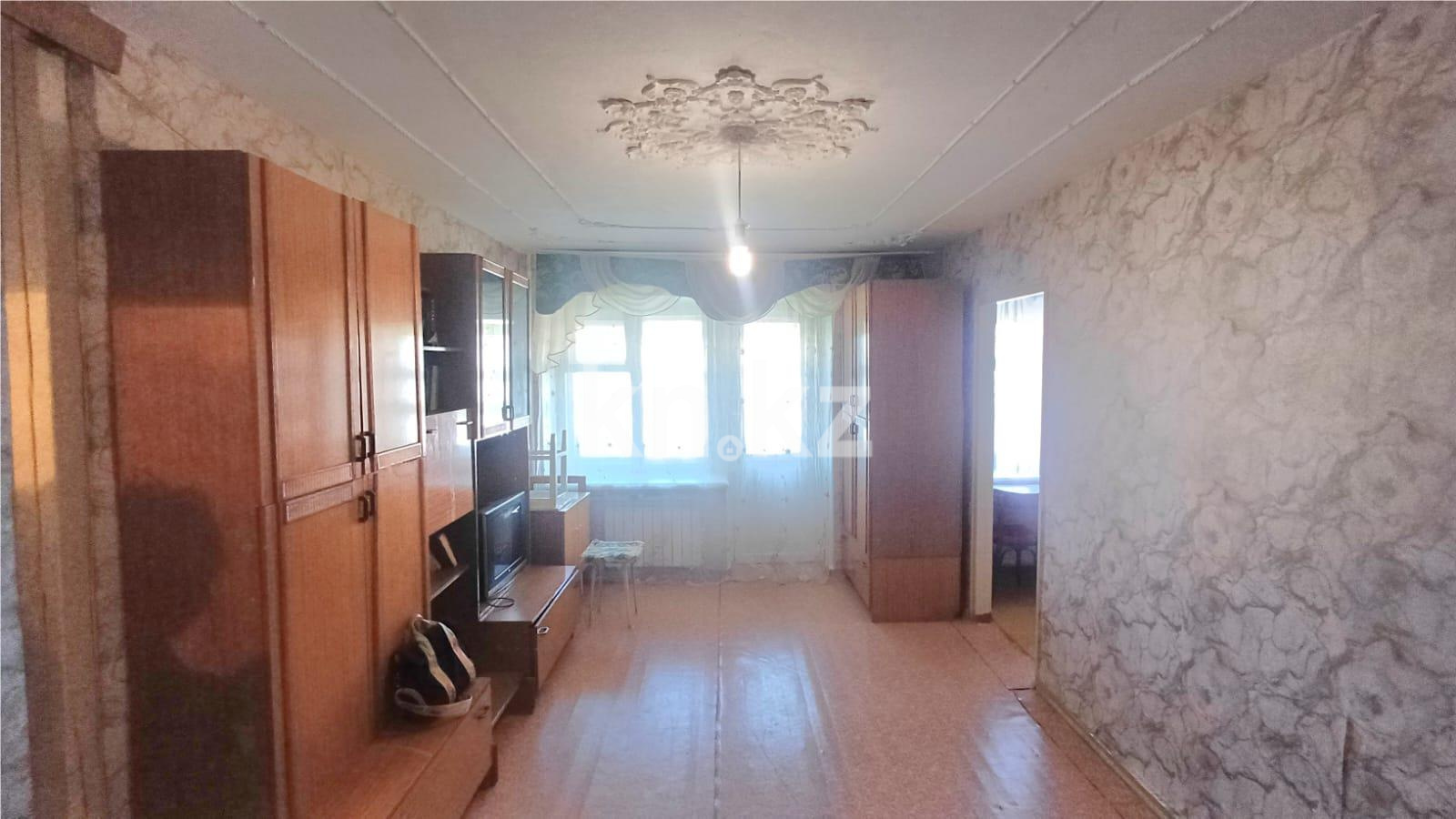 Продажа 3-комнатной квартиры, 55 м², мкр-н 12 - Продажа  трехкомнатных квартир в Караганде фото 1 из 12
