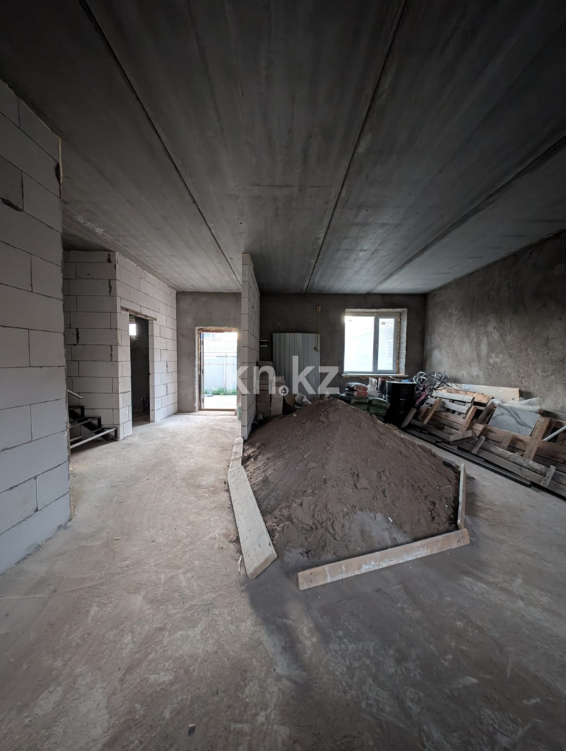 Продажа 4-комнатной квартиры, 135 м², ул. Скоробогатова, дом  108 - Продажа жилой и коммерческой недвижимости в Уральске фото 26 из 28