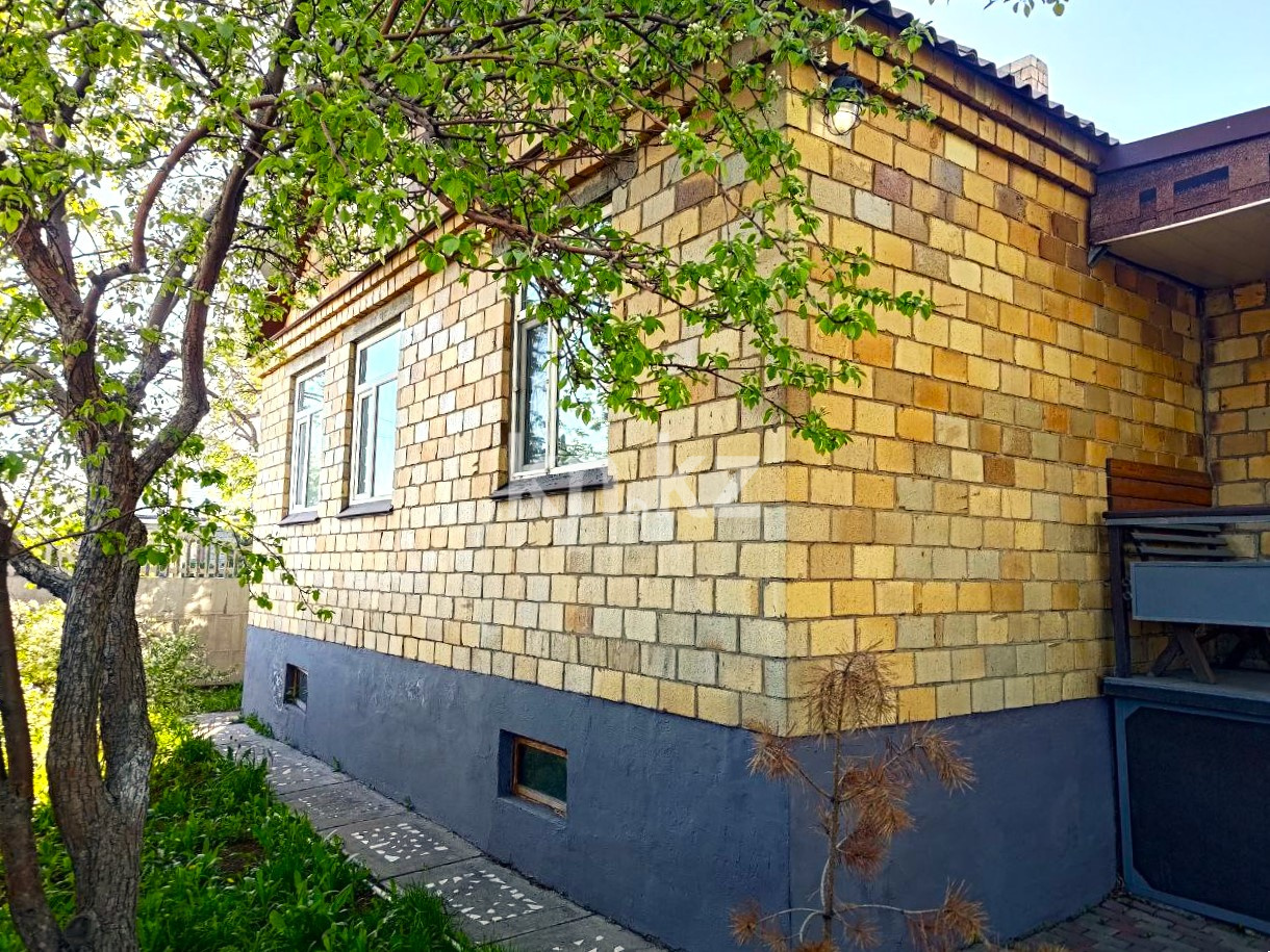 Продажа 3-комнатного дома, 90 м², Жуковского - Продажа  трехкомнатных домов, коттеджей в Караганде фото 2 из 22