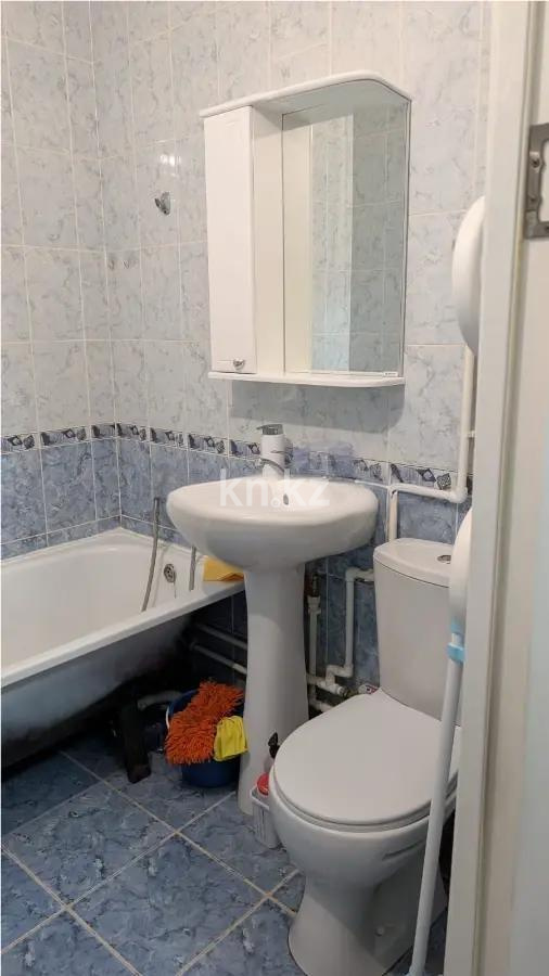 Продажа 2-комнатной квартиры, 46 м², ул. Ержанова, дом  28 в Караганде - фото 3
