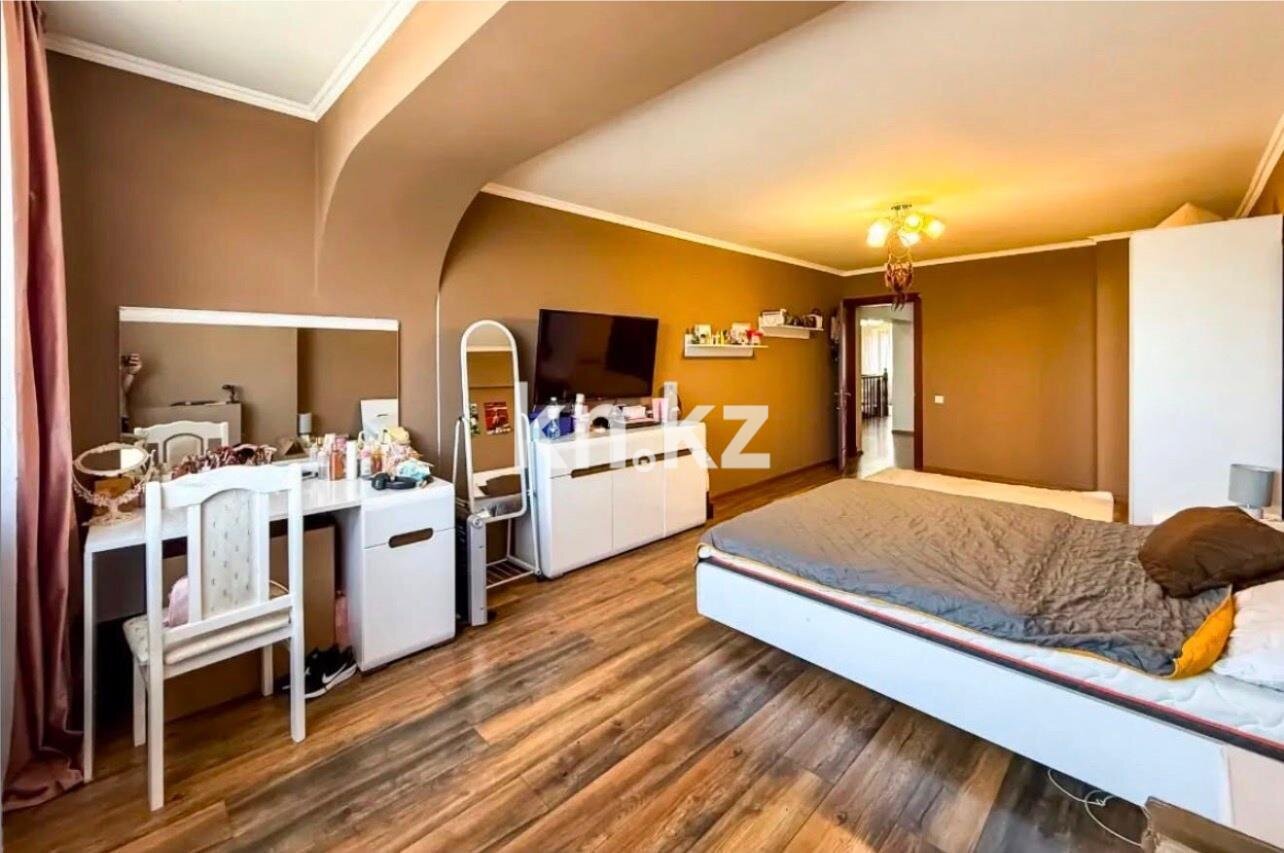 Продажа 7-комнатной квартиры, 265.6 м² в Алматы - фото 5
