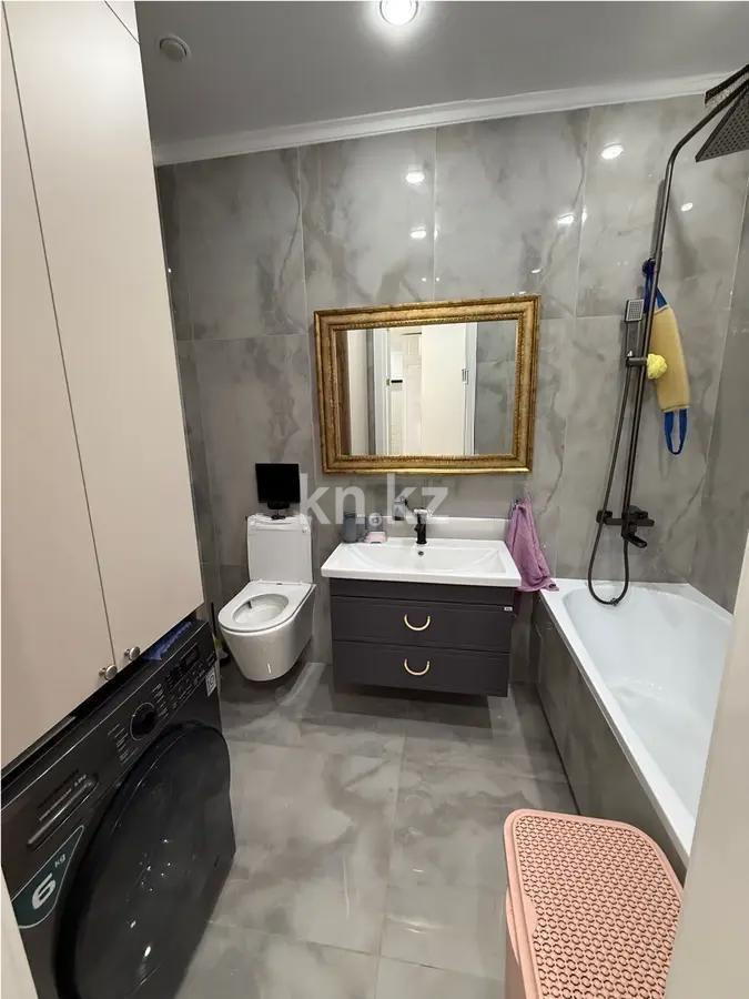 Продажа 4-комнатной квартиры, 105 м², ул. Сыганак, дом  13 в Астане - фото 5