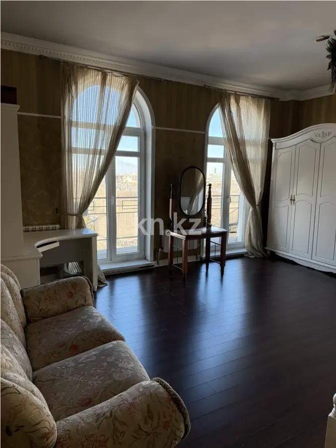 Продажа 4-комнатной квартиры, 194 м² - Продажа четырехкомнатных квартир от собственников в Астане фото 1 из 8