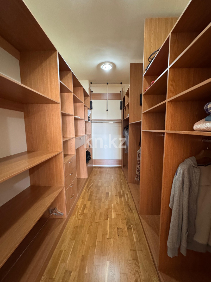 Продажа 6-комнатной квартиры, 383 м², Иманбаева, дом  12/1 - Продажа  пятикомнатных квартир в новостройках Астаны фото 37 из 40