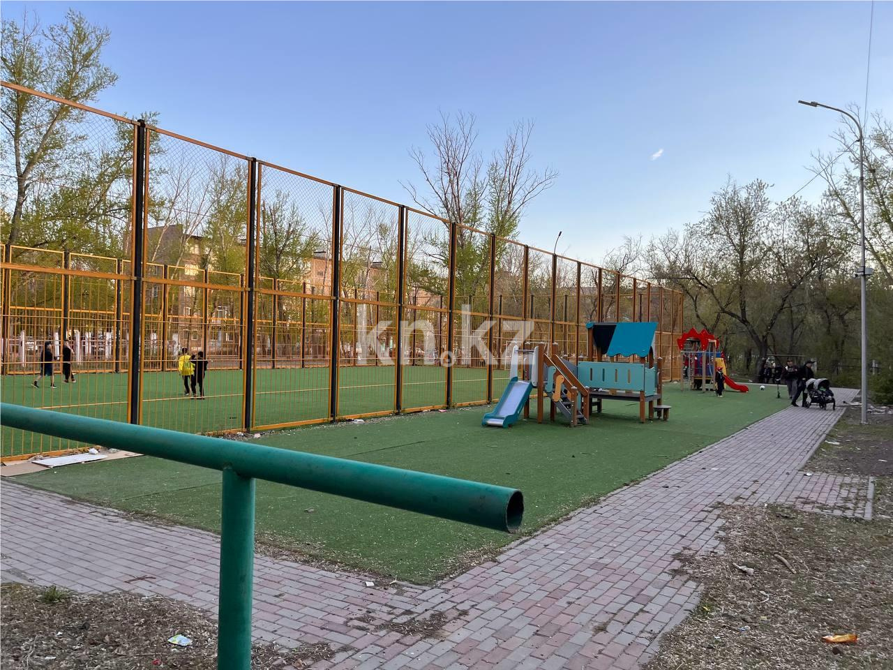 Продажа 4-комнатной квартиры, 75 м², пр. Республики, дом  18 - Продажа  четырехкомнатных квартир в Караганде фото 22 из 24