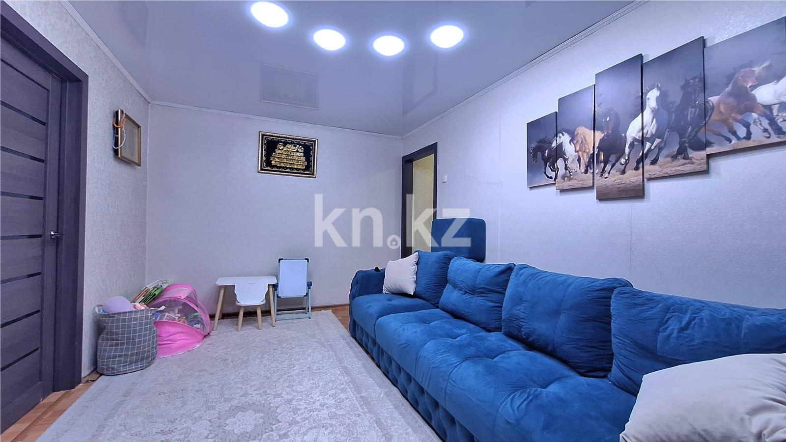 Продажа 4-комнатной квартиры, 61 м² - Продажа домов, коттеджей в Усть-Каменогорске фото 2 из 13