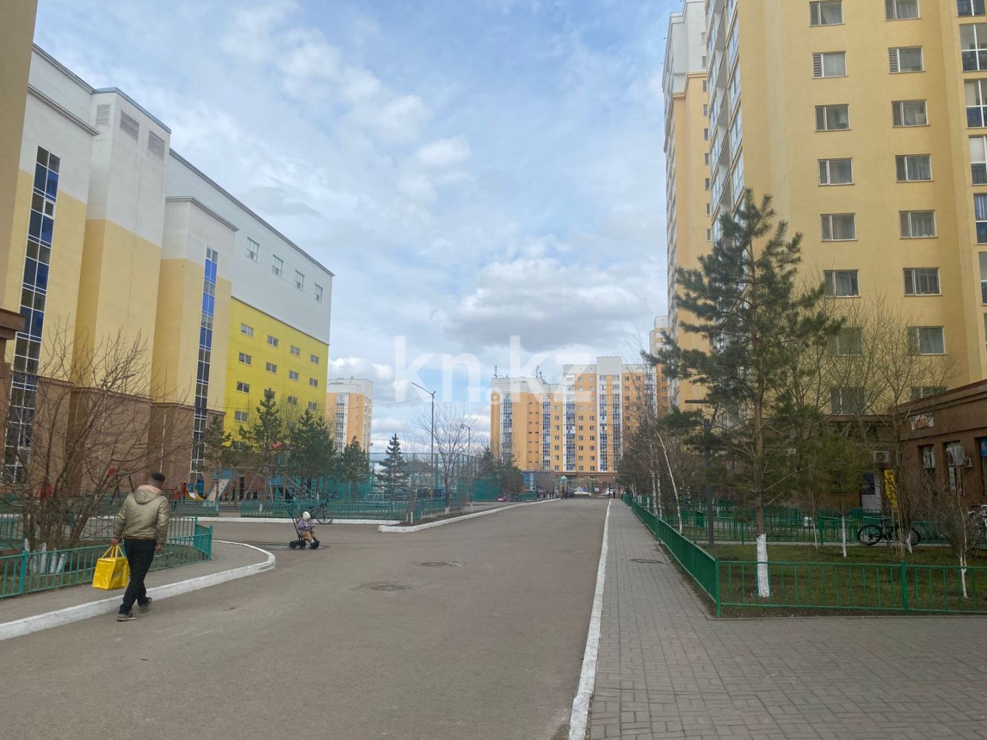 Продажа 2-комнатной квартиры, 76 м² в Астане - фото 2