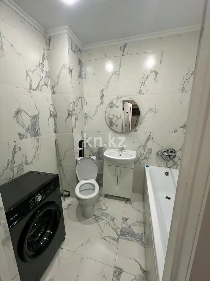 Продажа 1-комнатной квартиры, 30 м², пр. Аль-Фараби, дом  76 в Астане - фото 2