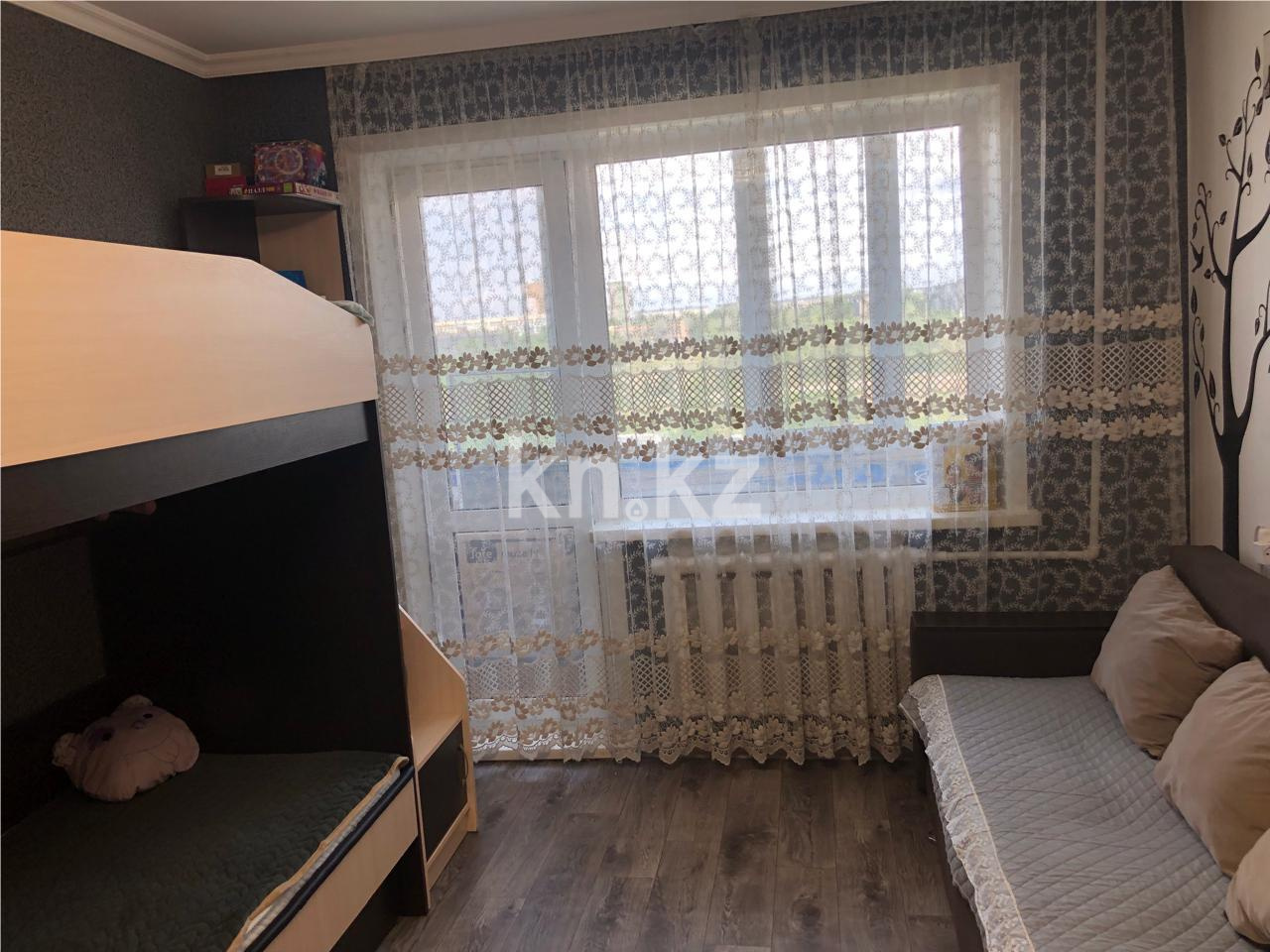 Продажа 2-комнатной квартиры, 52 м², мкр-н 15 в Караганде - фото 4