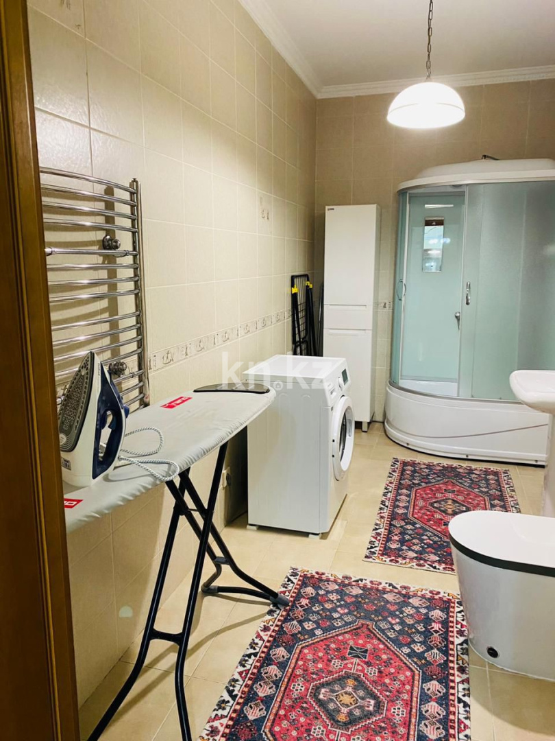 Аренда 3-комнатной квартиры, 140 м², ул. Мендикулова, дом  22 - Аренда  трехкомнатных квартир помесячно в Алматы с фото фото 26 из 28