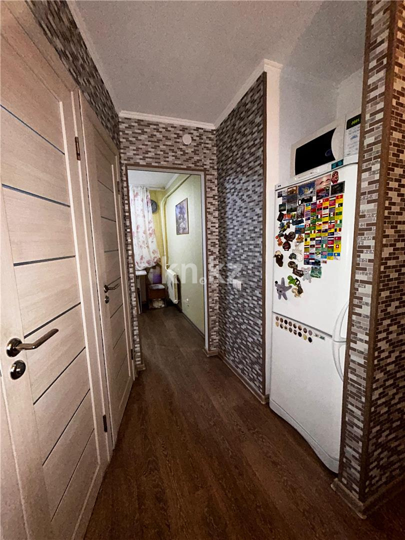 Продажа 3-комнатной квартиры, 60 м², ул. Аманжолова в Караганде - фото 7