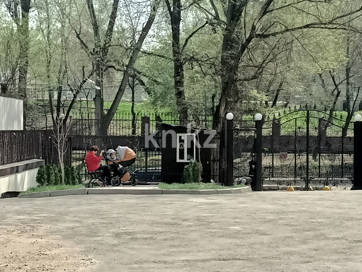 Аренда 1-комнатной квартиры посуточно, 31 м², ул. Тянь-Шаньская, дом  9г - ул. Макатаева - Аренда  однокомнатных квартир посуточно в Алматы фото 11 из 20