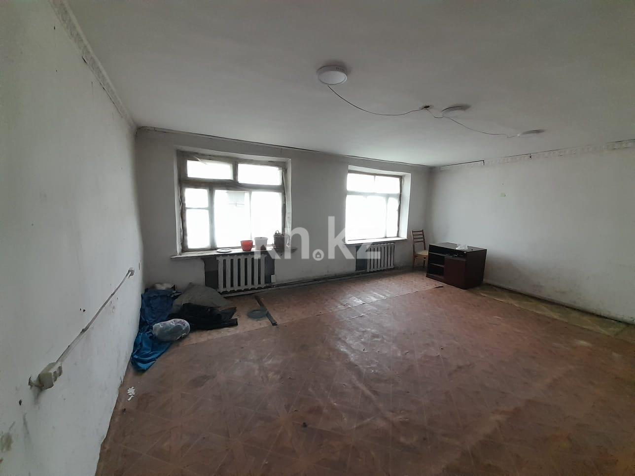 Продажа 4-комнатной квартиры, 96 м², ул. Степная, дом  1а - Продажа  четырехкомнатных квартир в Караганде фото 5 из 27