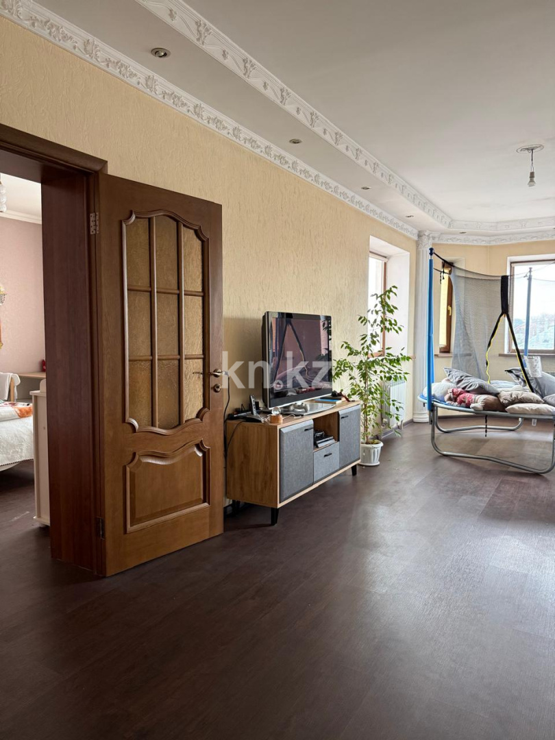 Продажа 7-комнатного дома, 250 м² - Продажа домов, коттеджей в Алматы фото 1 из 19
