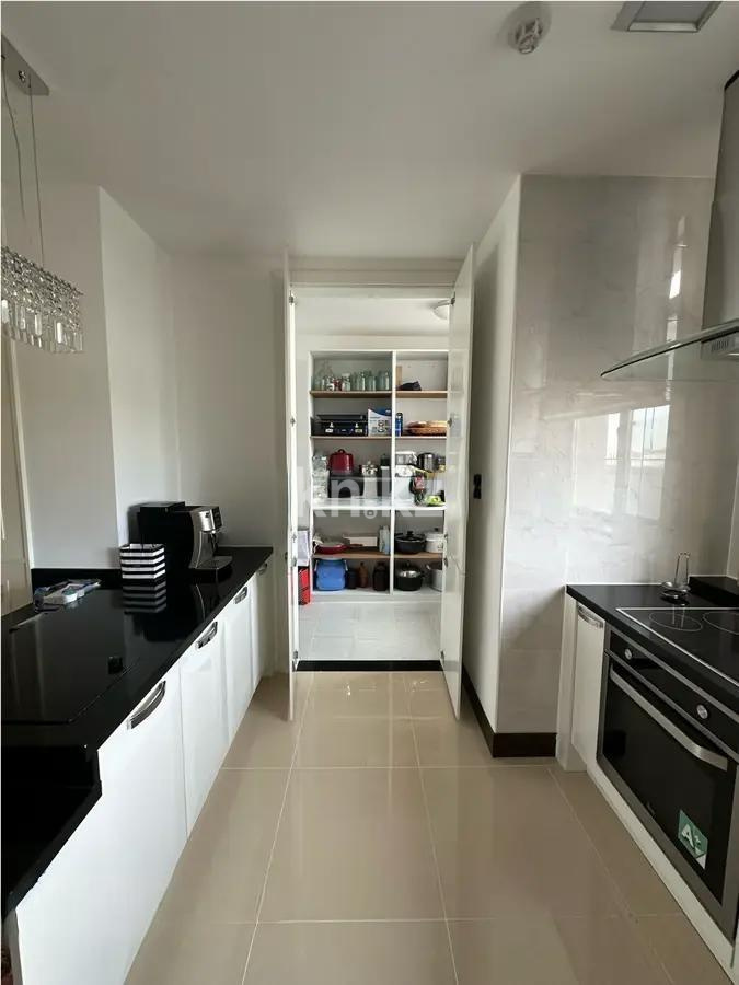 Продажа 4-комнатной квартиры, 160 м², пр. Кошкарбаева, дом  8 - Продажа  четырехкомнатных квартир в новостройках Астаны без посредников фото 5 из 6