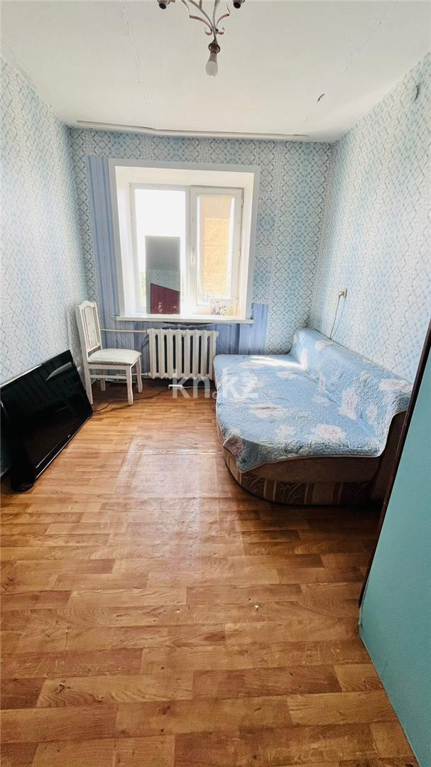Продажа 4-комнатной квартиры, 63 м², мкр-н 14 - Продажа квартир в Караганде фото 7 из 19