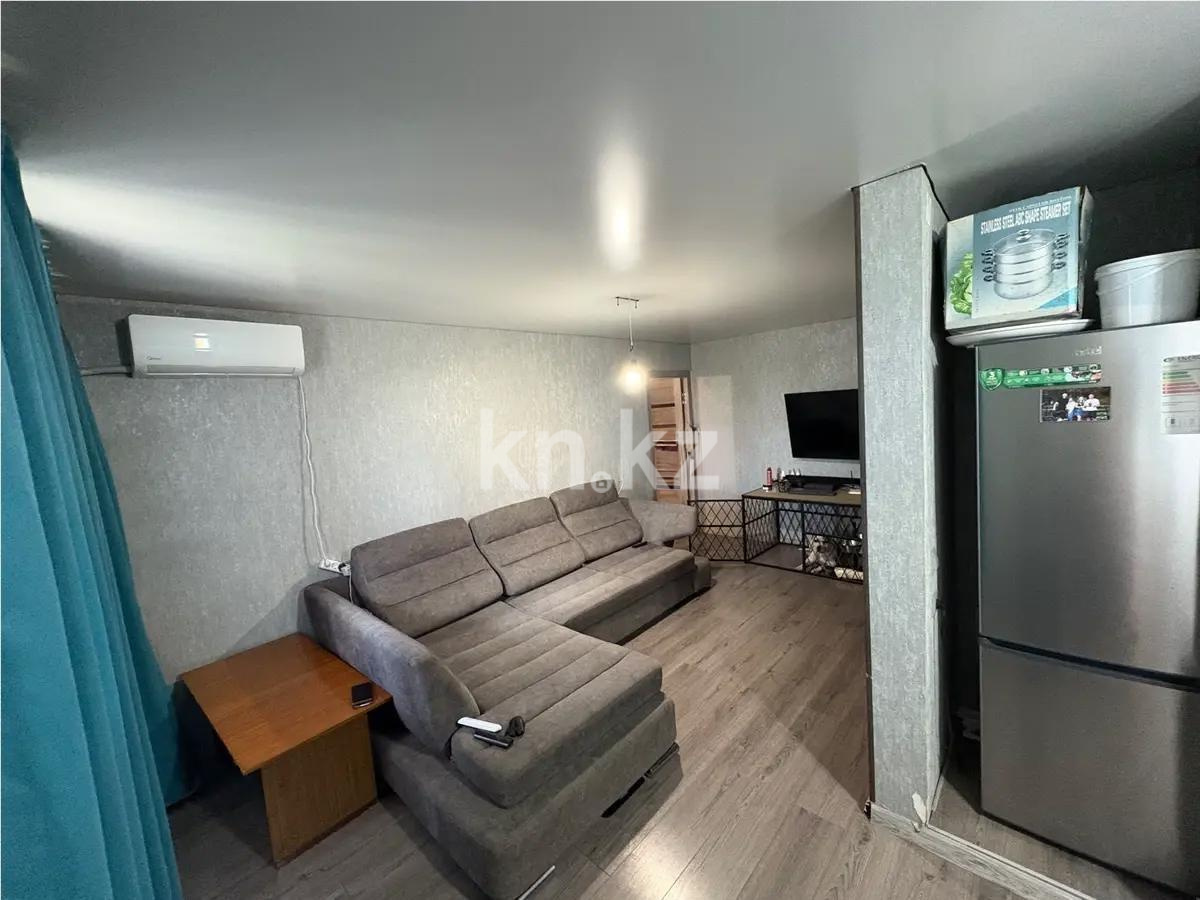 Продажа 2-комнатной квартиры, 42 м², мкр-н 16, дом  2а - Продажа  двухкомнатных квартир в Караганде без посредников с фото фото 1 из 4
